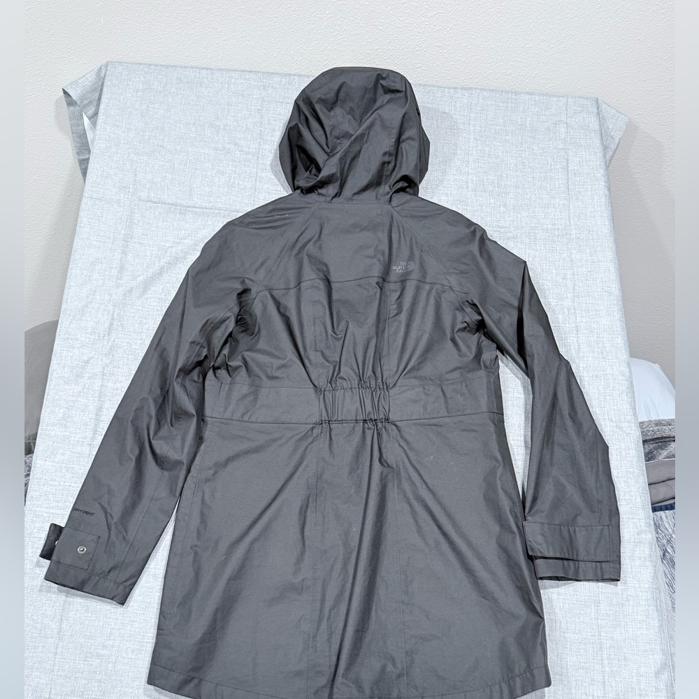 THE NORTH FACE LYNWOOD PARKA, black, medium - Picture 3 of 15
